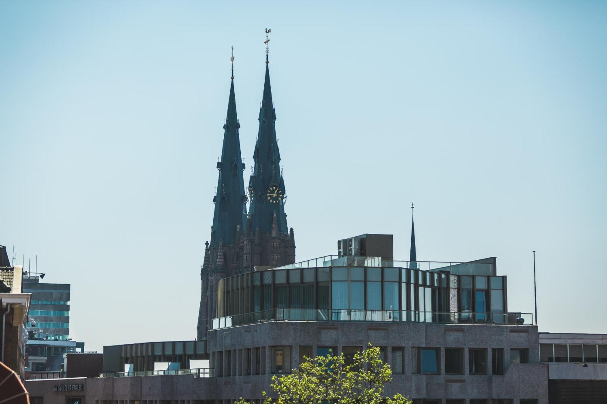 Queen Hotel Eindhoven Luaran gambar