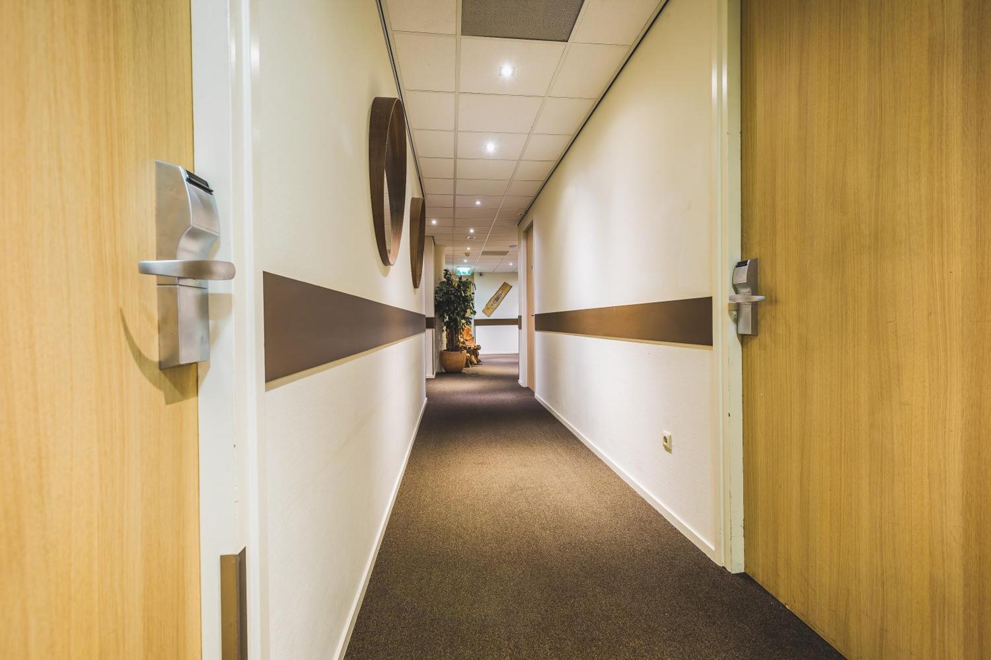 Queen Hotel Eindhoven Luaran gambar